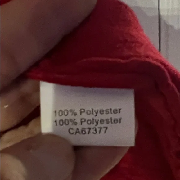 Elegant Red Cardigan with Sparkling Details - Picture 4 of 4